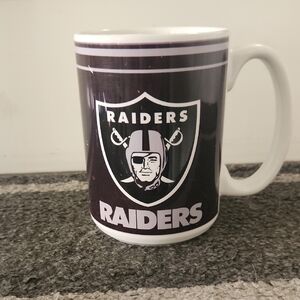 OAKLAND Raiders Black and White Mug